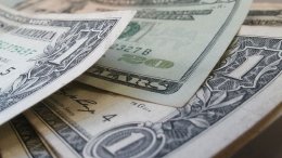 Dollara tələb artımı davam edir: devalvasiya gözlənilirmi?
