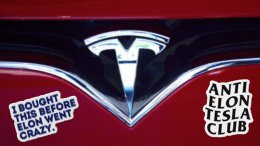 "Tesla" sahibləri Maskdan üz döndərir: "Bu maşını sürməkdən utanıram"