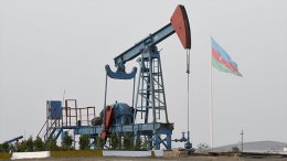 Neftin ucuzlaşması Azərbaycan iqtisadiyyatına necə təsir edə bilər?