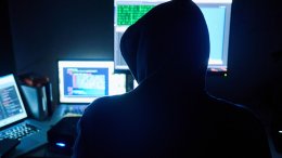 Hakerlər tərəfindən oğurlanan 800 milyon şifrə internetdə yayımlanıb