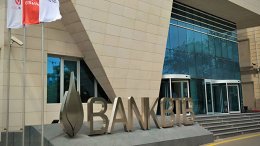 55 min dollar və 156 ədəd qızıl-zinət əşyası - “BTB BANK”dan OĞURLUQ