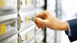 Banklar kimi "unikal əmanətçi" hesab edir?