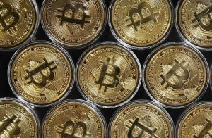 “Bitcoin” yenidən 100 min dolları keçdi - Yüksəliş davam edəcəkmi?