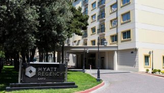 “Hyatt Regency Baku” hotelinin rəhbəri ilə bağlı qərar çıxarıldı