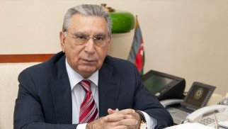 Ramiz Mehdiyev üçün “Şərq-Qərb” kabusu