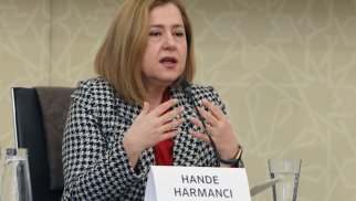 Hande Harmancı: “Azərbaycanda vaksin sayı baxımından əskiklik yoxdur”