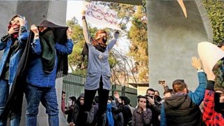İrandakı proseslər geridönməz hal alır: Neftçilər də aksiyalara qoşulur (ŞƏRH)