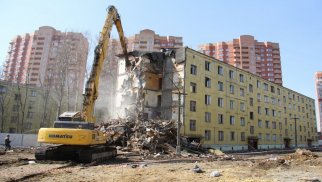 Bakıda köhnə tikililər sökülür, evlərin qiyməti sürətlə artır (VİDEO)