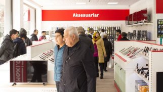Azərbaycanda məşhur mağazalar şəbəkəsi bağlanır