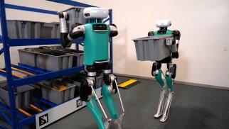 Robotlar robot istehsal edəcək - Dünyada ilk