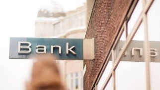 Banklar niyə bağlanır?