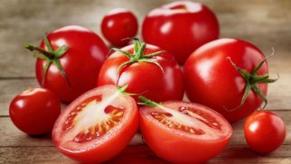 Bakıda pomidorun qiyməti ucuzlaşıb