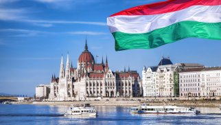 Macarıstan Aİ tərəfindən blokdan çıxarılan vəsaitdən daha 140 milyon alıb