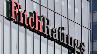 Fitch: Manat məzənnəsinin sabit saxlanması üçün hələ də güclü siyasi prioritet var