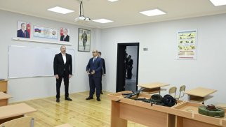 Prezident tam orta məktəbin yeni binasının açılışında iştirak edib - FOTOLAR