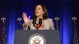 Kamala Harris 24 saat ərzində 81 milyon dollar toplayıb