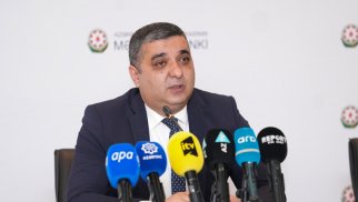 AMB: Azərbaycanın cari əməliyyatlar hesabının profisiti 2,6 mlrd. dollar olub