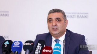 AMB: Tədiyyə balansının tarazlığını saxlamaq üçün neftin qiyməti 40-45 dollar olmalıdır