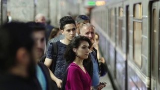 Metroda sıxlıq yarananda ehtiyat qatarlar niyə xəttə buraxılmır? - Rəsmi açıqlama