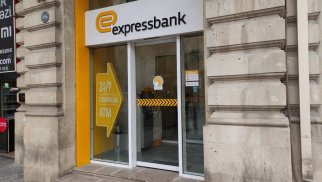 "Expressbank”ın mənfəəti azalıb, şirkətlər 31 milyon manatdan çox depoziti geri çəkib