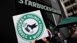 "Starbucks" işçilərinin böyüyən tətilləri - "Reuters"