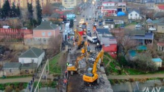 Təmirə bağlanan Saray körpüsündə son vəziyyət