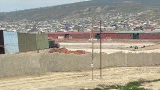 Kərpic zavodunun direktoru cəzalandırıldı