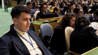 
Azərbaycanlı 9-cu sinif şagirdi Mehdi Qulubəyli Nyu-Yorkda keçirilən BMT Model Konfransında uğurla iştirak edib (FOTO)