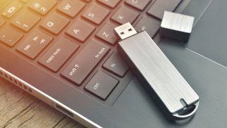 USB-dən 1 milyon dəfə sürətli: Flaş yaddaşlarda sürət rekordu qırıldı