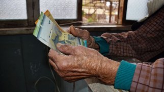 Azərbaycanda kimlər daha tez pensiyaya çıxacaq?