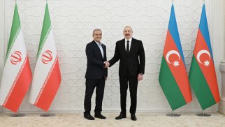 Azərbaycanla İran arasında sənədlər imzalandı