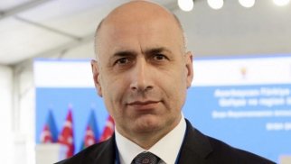 Milli Məclisin deputatı Azər Badamov Moskva aeroportunda saxlanılıb və deport edilir