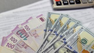 Rubl və avro manat qarşısında ucuzlaşdı - Günün məzənnəsi