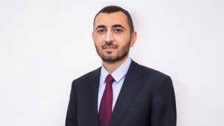 Yeni sədr 31 yaşlı bankirə vəzifə verdi - FOTO