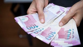 ​Necə olur ki, yüksək maaş ayın ortası bitir?