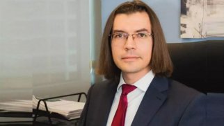 “AzRe Təkrarsığorta”nın İdarə Heyətindən ayrıldı