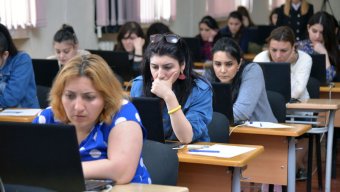 Məktəb direktoru olmaq istəyən qadınların sayı artıb  - Təhsil Nazirliyi