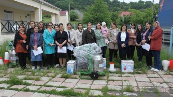 Regionlarda fəaliyyət göstərən qadın fermerlərə dəstək tədbirləri davam etdirilir (FOTOLAR)