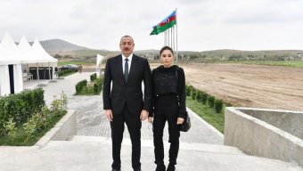 Şuşada Heydər Əliyev və 8 Noyabr küçələrinin kəsişməsində lövhələrin açılışı oldu