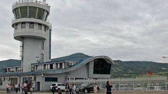 Xocalı aeroportunda Ermənistanın və qondarma rejimin “bayraqları” endirildi (VİDEO)