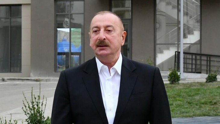 Prezident Turşsu qəsəbəsinin təməlini qoydu