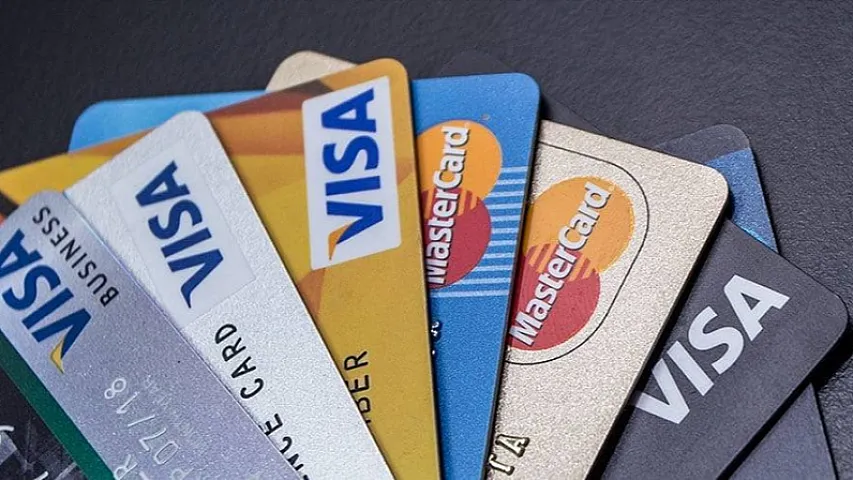 "Bank Respublika"nın Premium debet kartları neçəyədir?