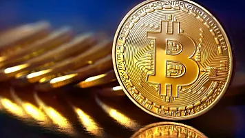 Bitkoin 3 %-dən çox ucuzlaşıb