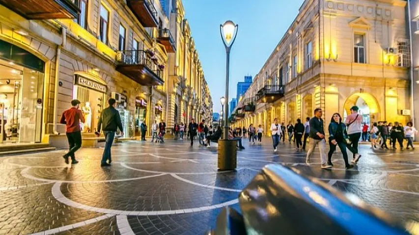 Xidmətlərdən məmnun turistlərin sayı 41 min nəfər azalıb