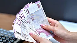 Azərbaycanda orta maaşdan 4 dəfə çox qazananlar kimlərdir?
