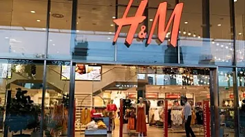 H&M: Qlobal sürətli moda və davamlı üslubun lideri