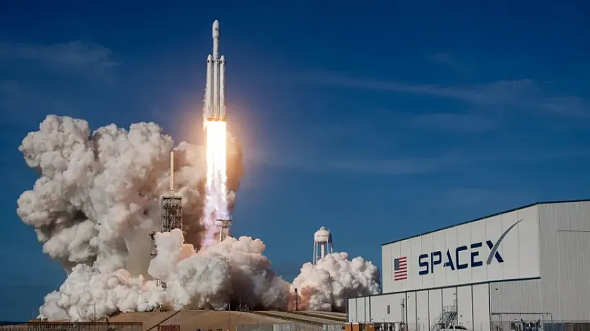 "SpaceX"in dəyəri 2,6 trilyon dollara yüksəlib, şirkət qısa müddətə "Amazon"u geridə qoyub