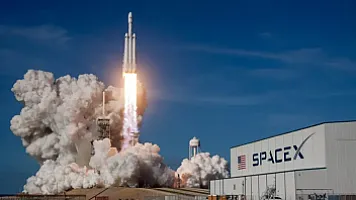 "SpaceX"in dəyəri 2,6 trilyon dollara yüksəlib, şirkət qısa müddətə "Amazon"u geridə qoyub