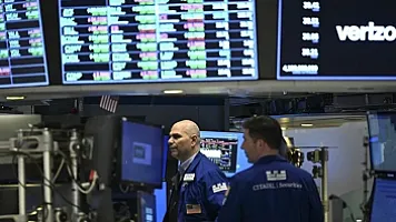 Qlobal bazarlarda FED və sülh qarışıqlığı: Nə baş verir?