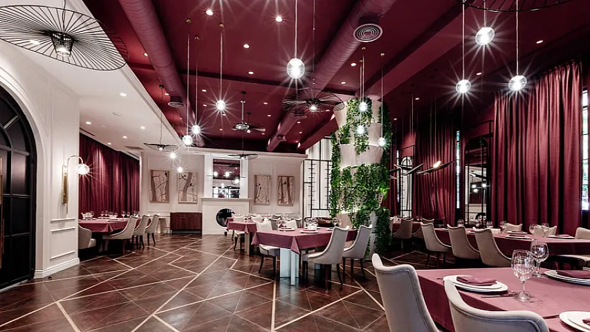 Kafe və restoranlara axan pullar 5 ildə 4 milyardı ötdü